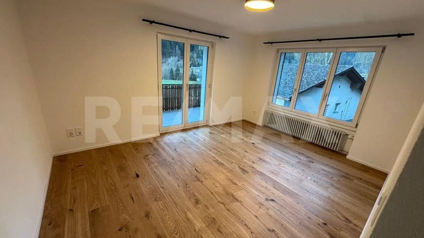 Apartment for rent - 7162 Tavanasa - Photo 3