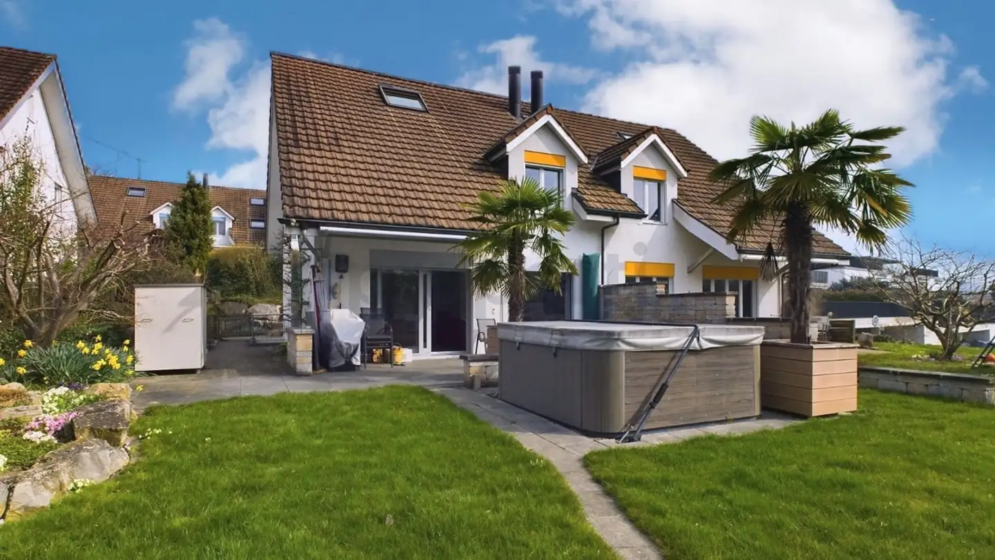 Immeuble résidentiel à louer - 5304 Endingen