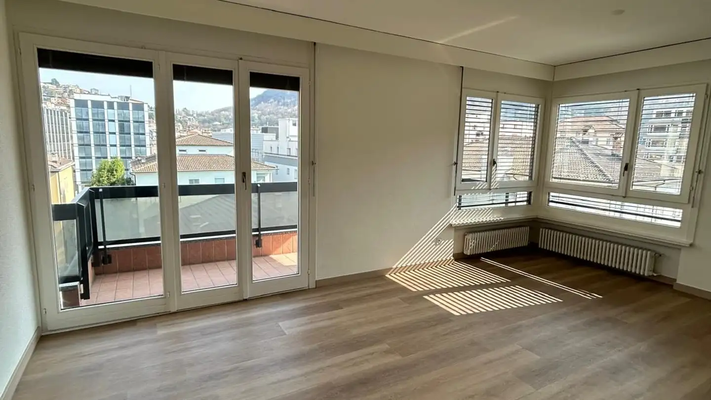 Appartement à louer - Corso San Gottardo 12, 6830 Chiasso