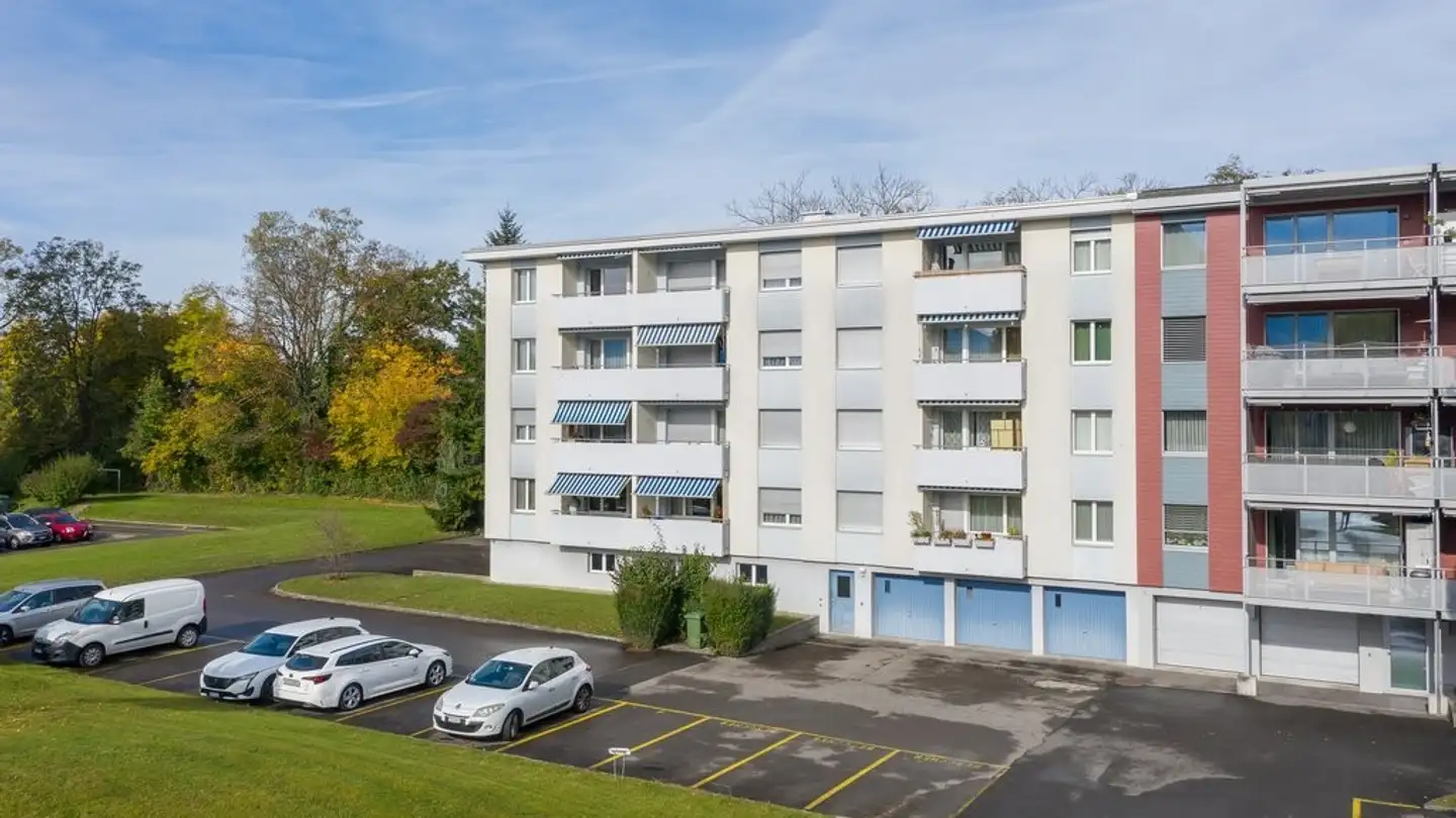 Outdoor parking space for rent - Riedmatt 12, 6300 Zug