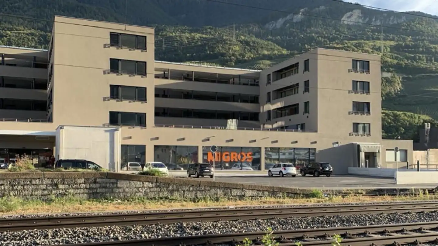 Shop for rent - Rue De Gottefrey 36, 1907 Saxon - Photo 3