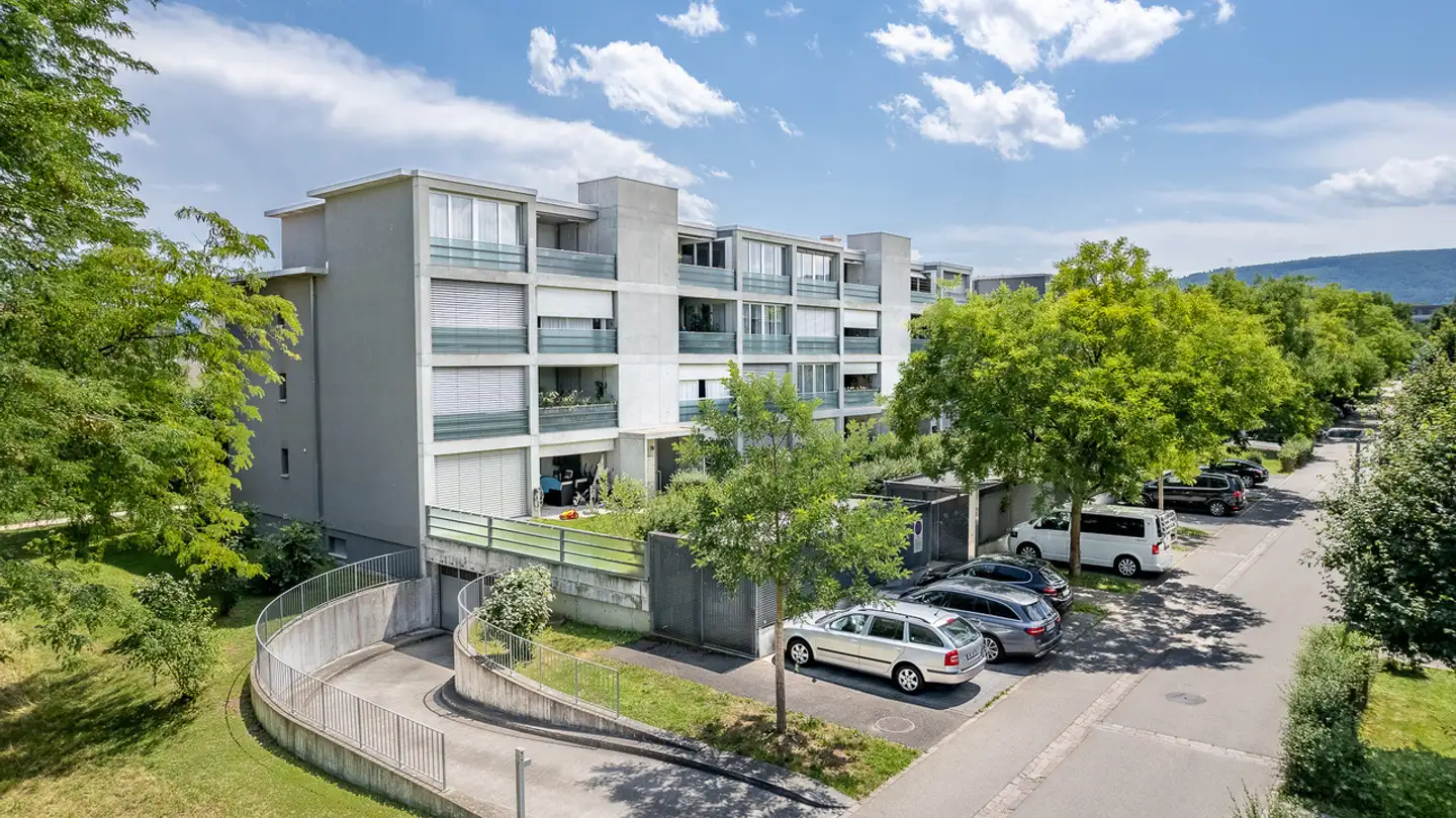 Tiefgaragenstellplatz mieten - Sundgauerstrasse, 4106 Therwil