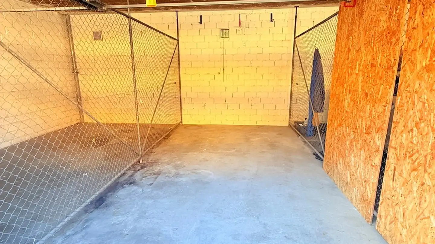 Garage individuel à louer - Postgasse 17, 2542 Pieterlen