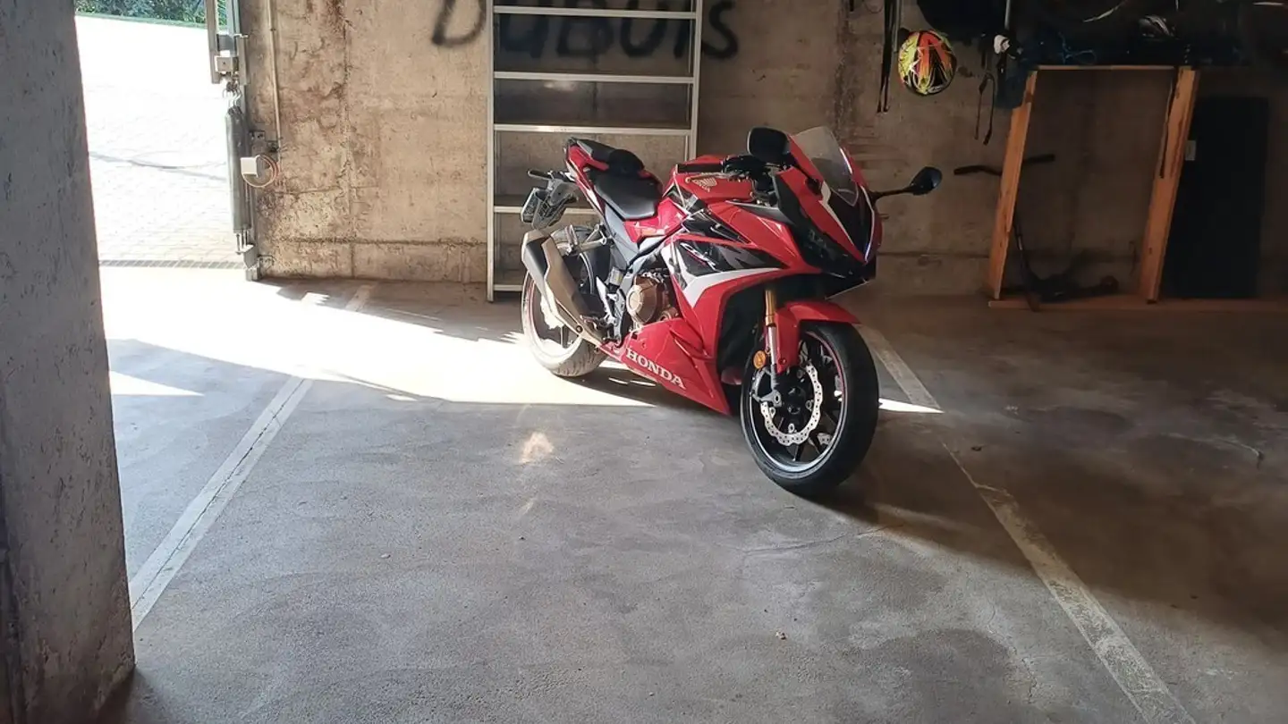 Outdoor parking space for rent - Impasse Des Chênes 2, 1720 Corminboeuf