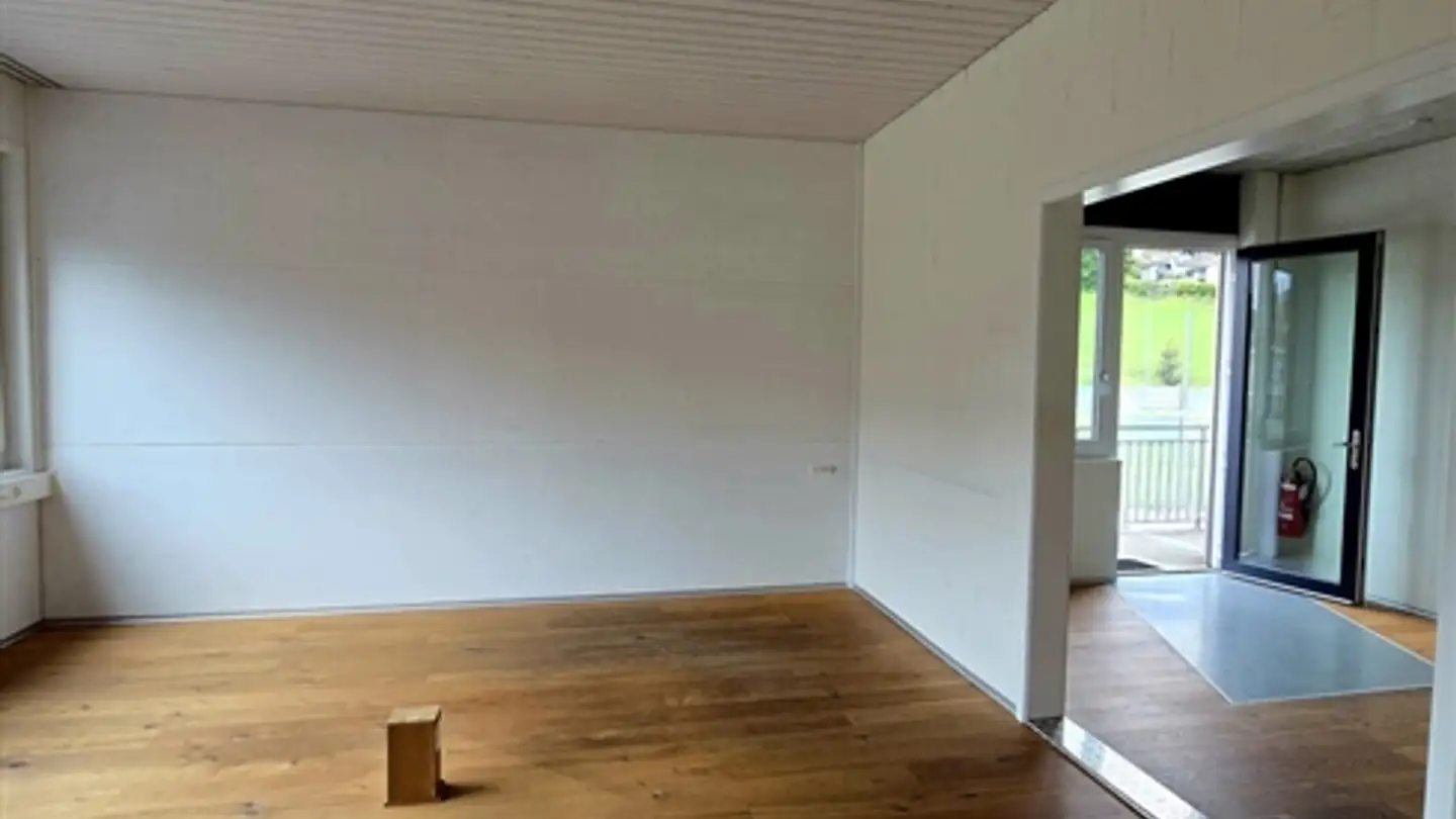 Office space for rent - Staatsstrasse 100c, 3626 Hünibach - Photo 3