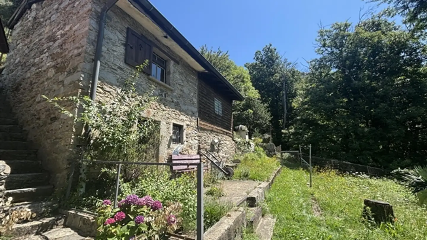 House for sale - 6954 Bigorio