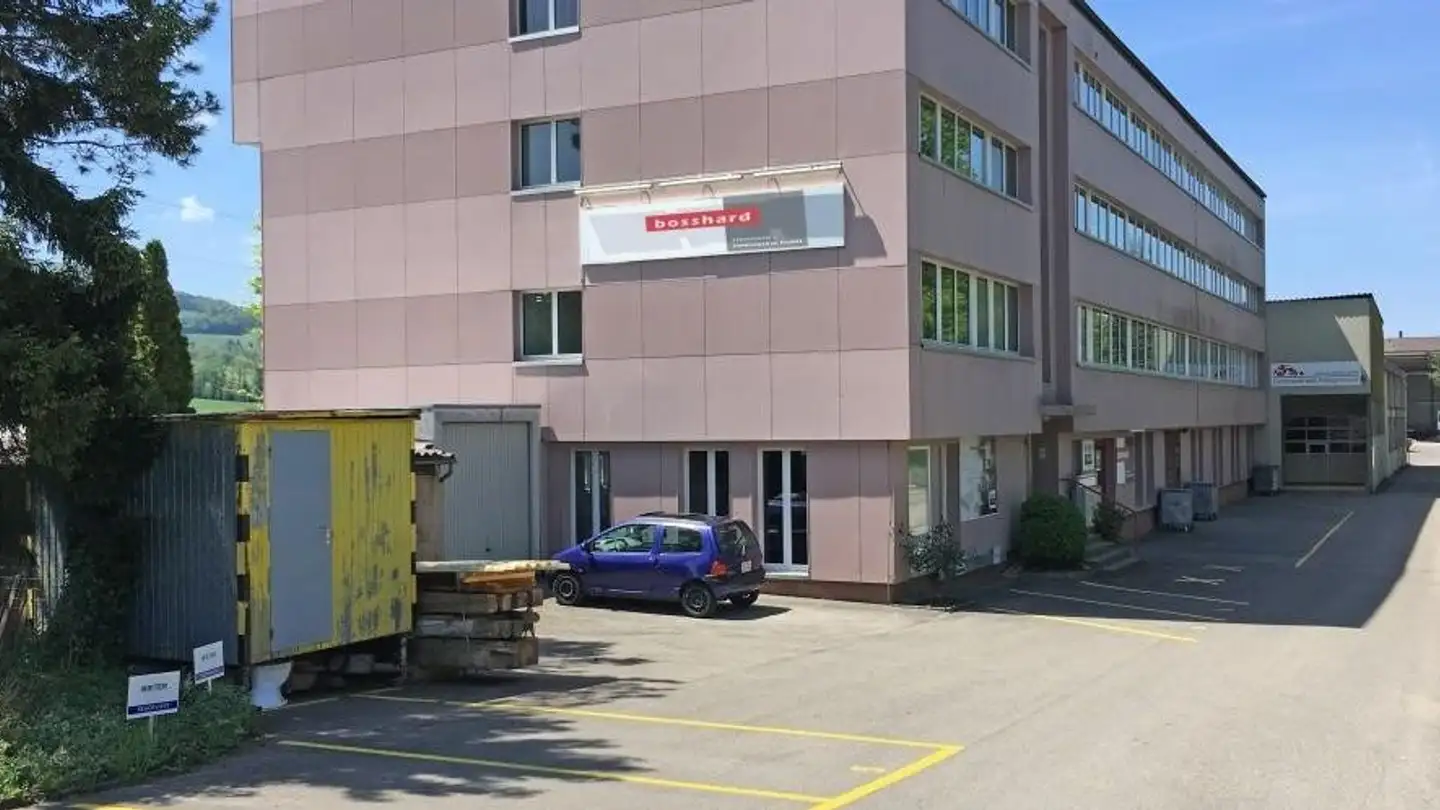 Gewerbe mieten - Steinbruggstrasse 21, 8165 Oberweningen - Foto 3