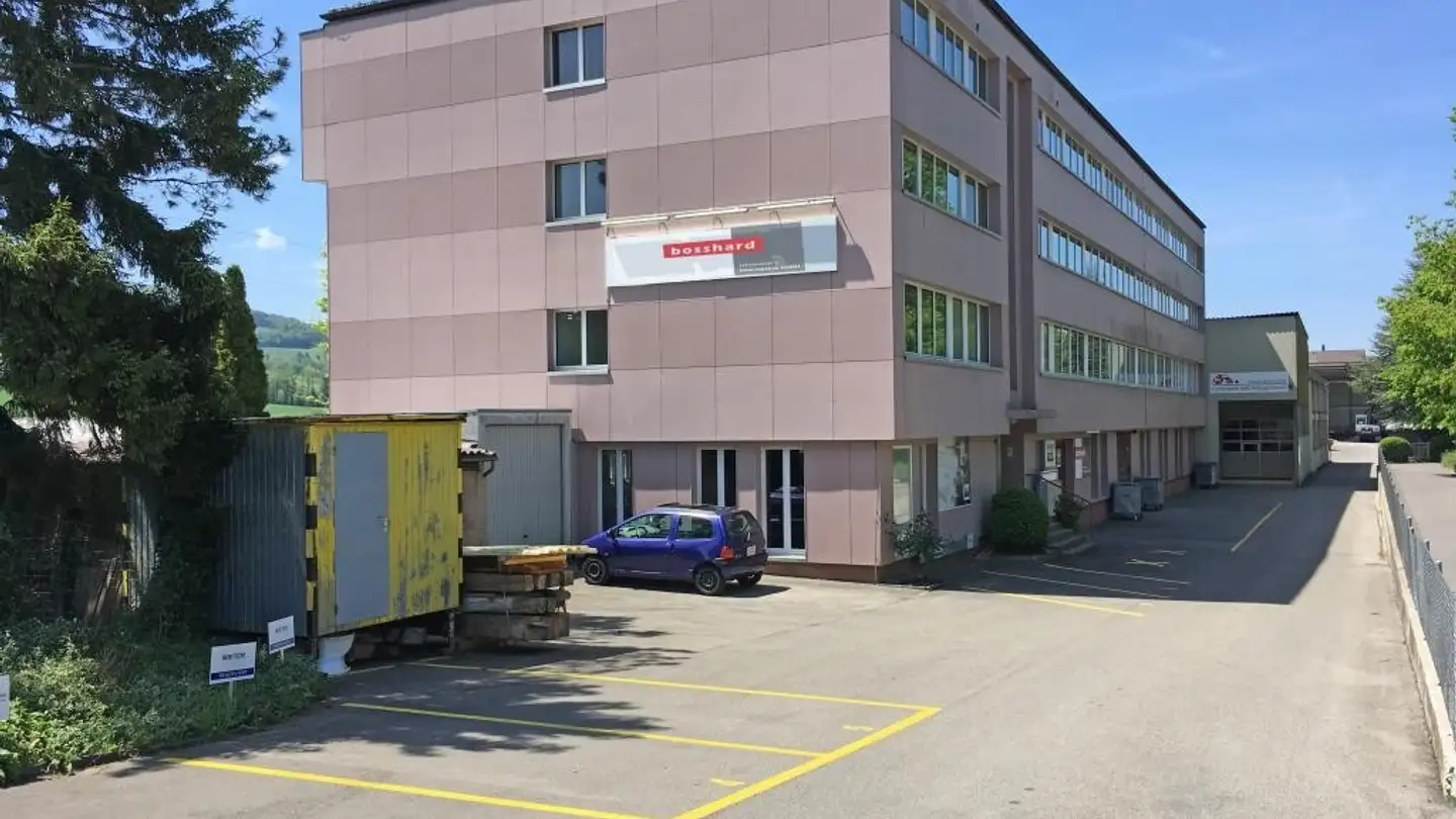 Commercial à louer - Steinbruggstrasse 21, 8165 Oberweningen - Photo 3