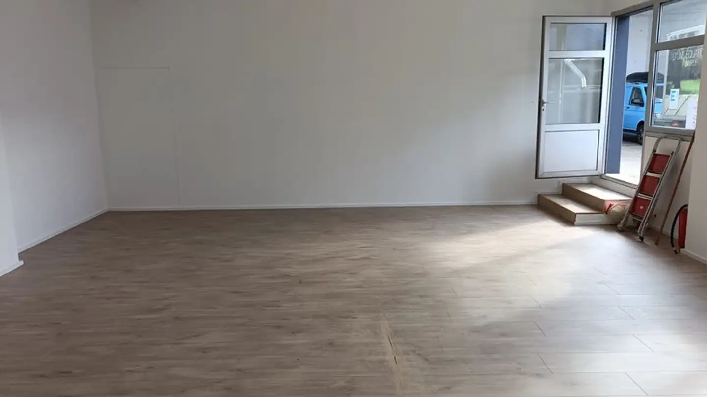 Mischgenutztes Gebäude mieten - Zone Industrielle Le Trési 4, 1028 Préverenges