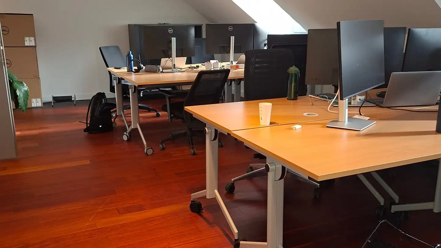 Spazio ufficio in affitto - Rue Jacob-Brandt 41, 2300 La Chaux-de-Fonds