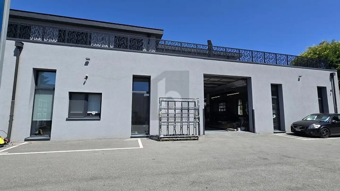 Storage space for rent - 1303 Penthaz