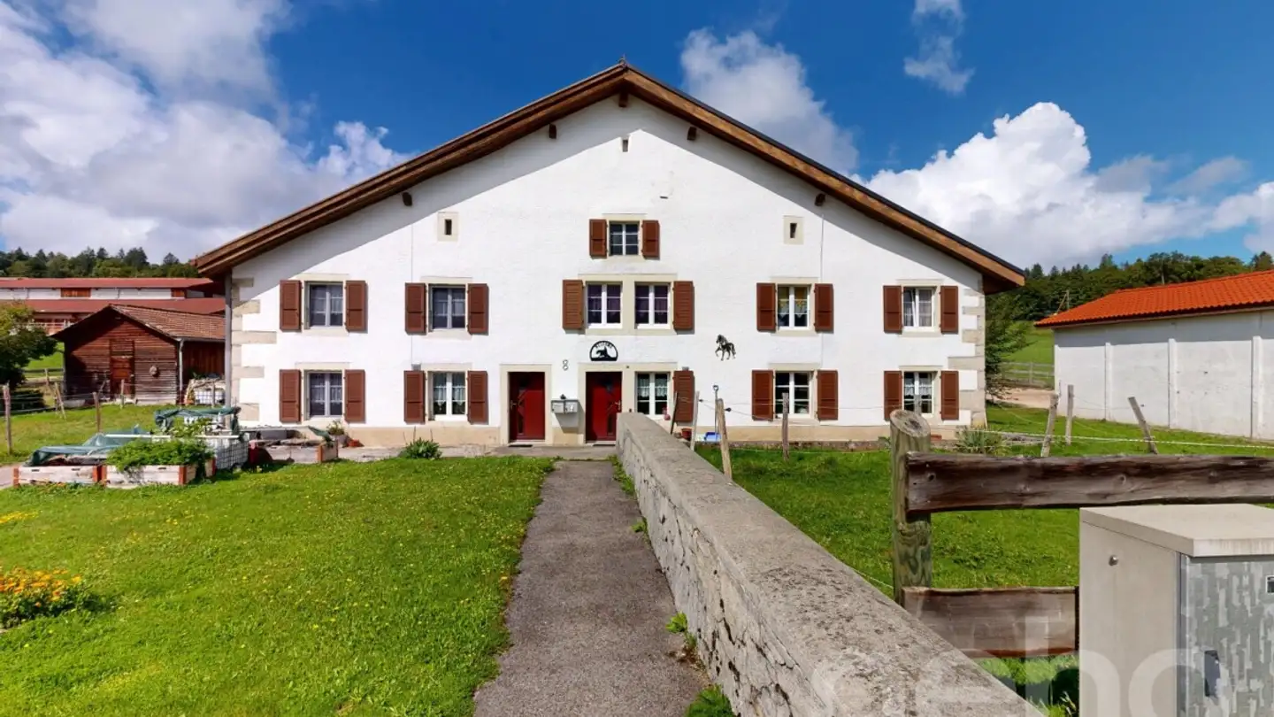 Farm for sale - 2345 Les Breuleux