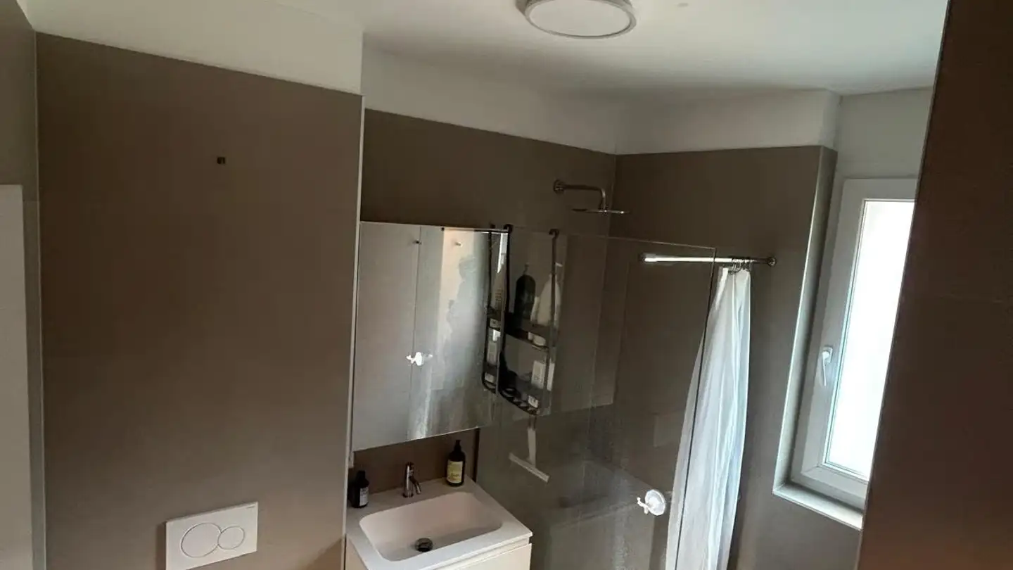 Appartement à louer - Viale Moesa 60, 6517 Arbedo - Photo 2