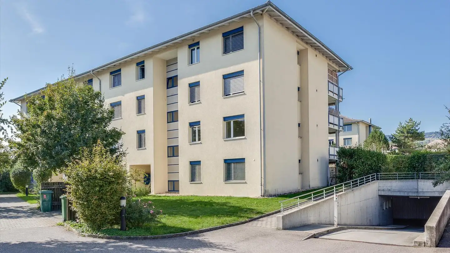 Indoor motorbike parking space for rent - Bachmatten, 5630 Muri AG