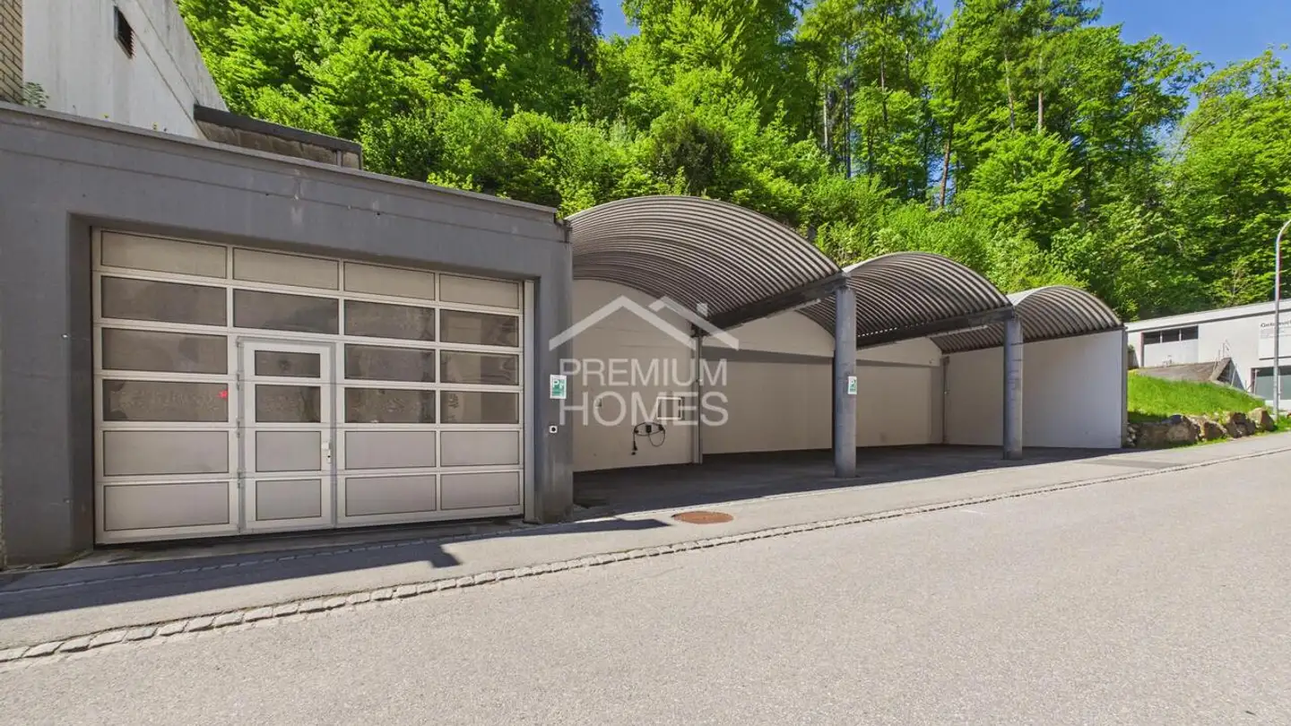 Mixed-use building for sale - 8750 Glarus - Photo 3