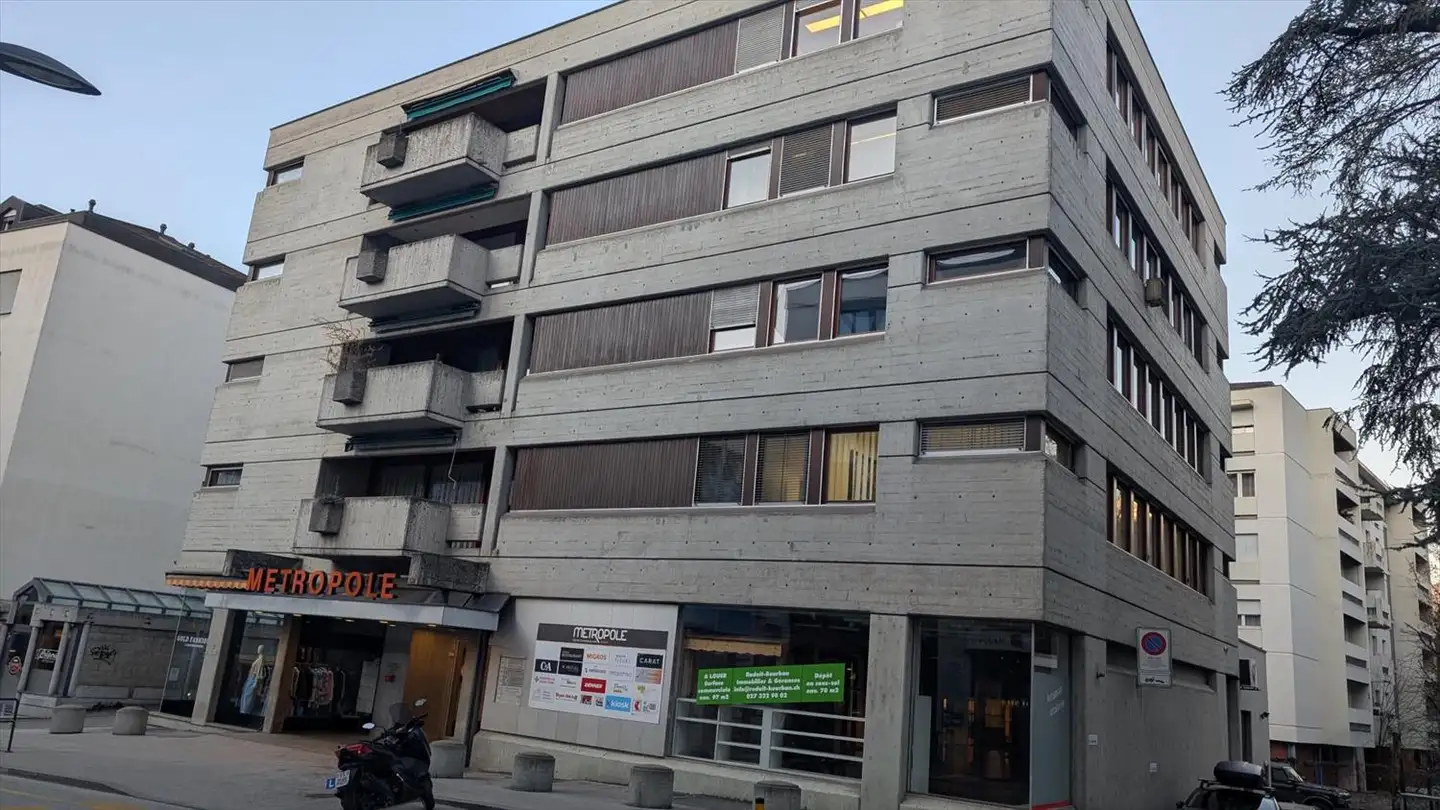 Commercial for rent - Rue Du Pré-Fleuri 9, 1950 Sion