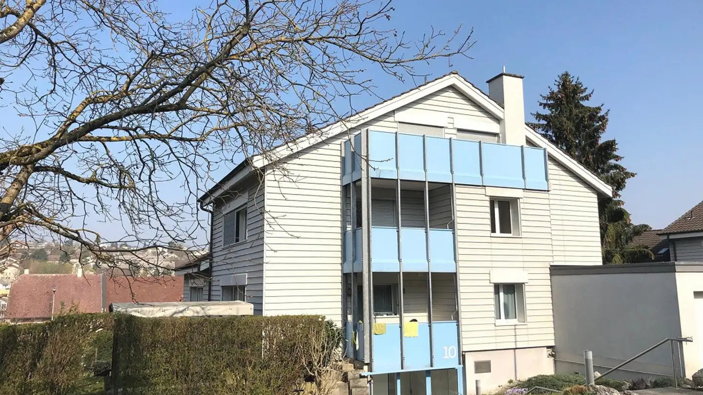 Dachgeschosswohnung mieten - Falkenstrasse 10, 4103 Bottmingen