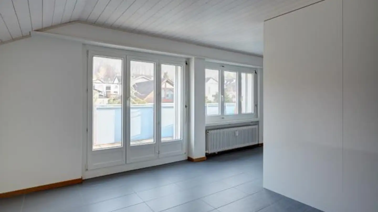 Dachgeschosswohnung mieten - Falkenstrasse 10, 4103 Bottmingen - Foto 2