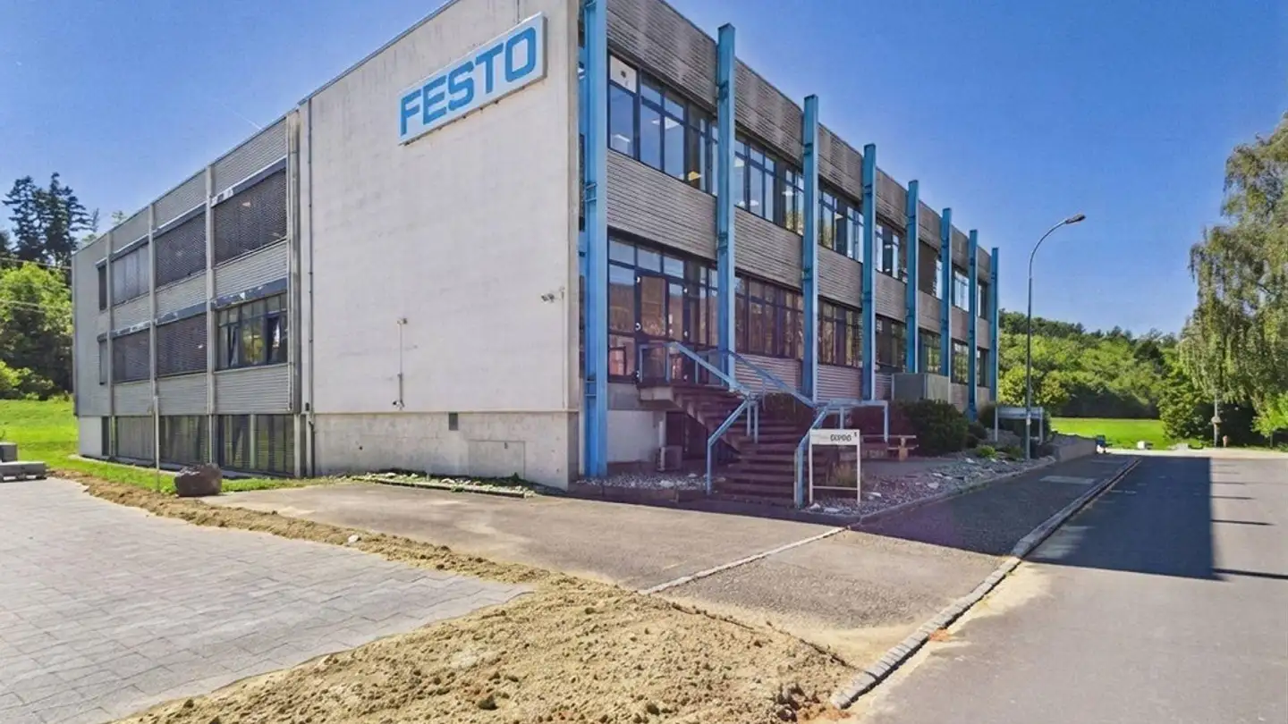 Gewerbe mieten - Büttenbergweg 19, 2542 Pieterlen