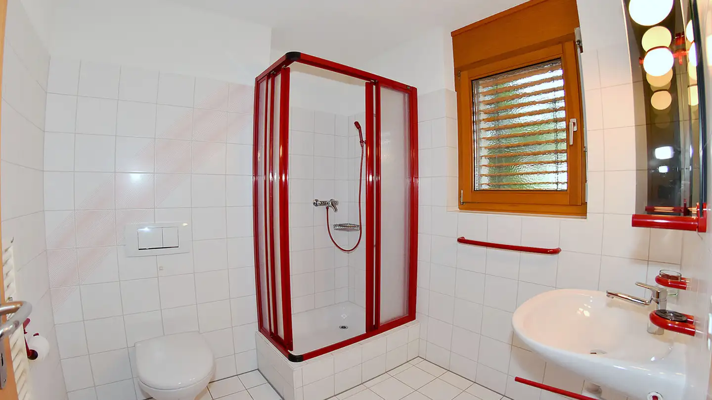 Semi-detached house for rent - Hüeblistrasse 11, 8165 Oberweningen - Photo 4