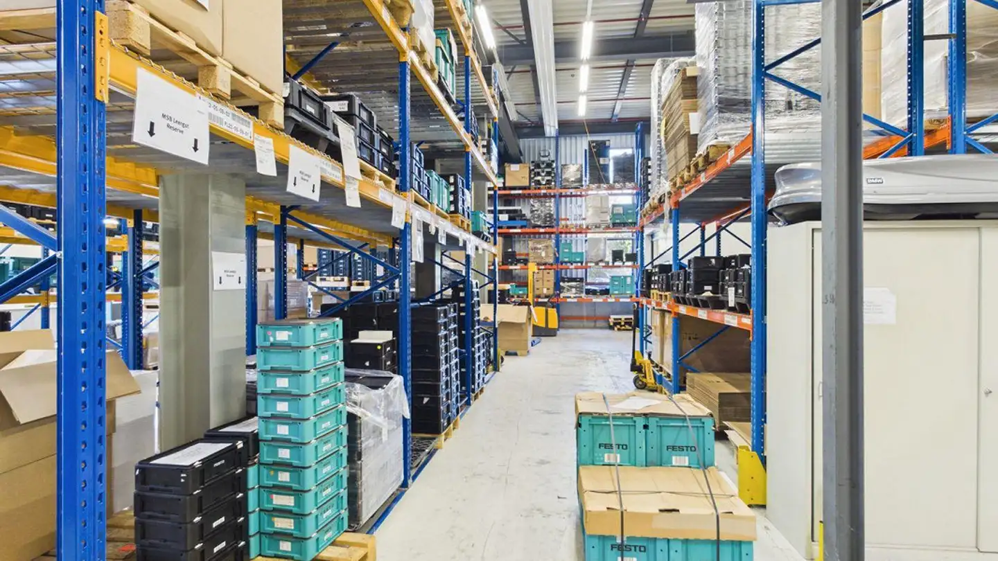 Gewerbe mieten - Büttenbergweg 19, 2542 Pieterlen - Foto 4