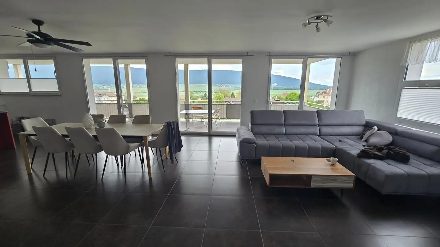 Appartement à louer - La Cibourg, 2333 La Cibourg