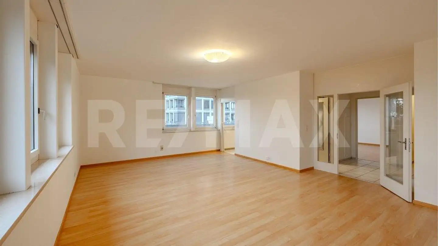 Appartamento in vendita - Bahnhofstrasse 16, 4133 Pratteln - Foto 2