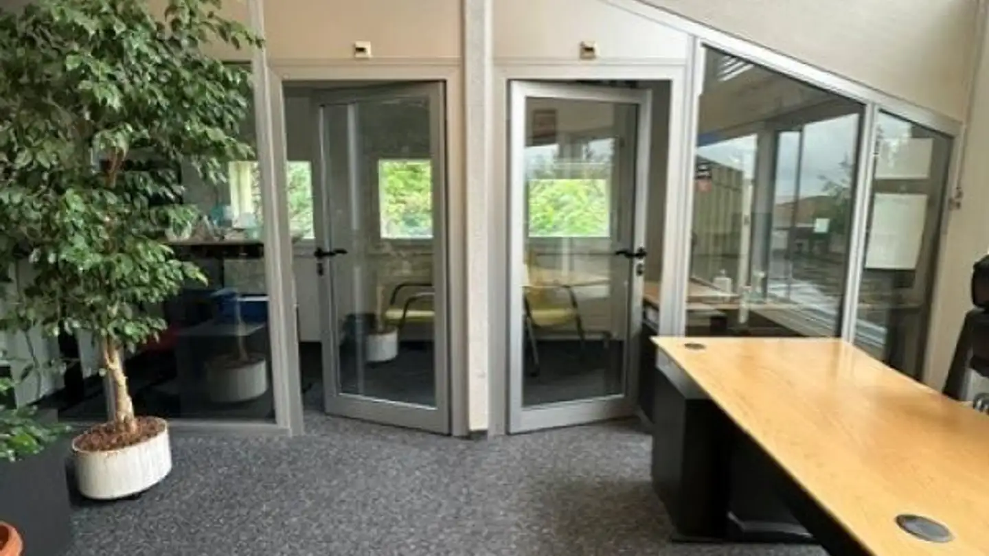 Office space for rent - Route Industrielle 2, 1806 St-Légier-La Chiésaz - Photo 2