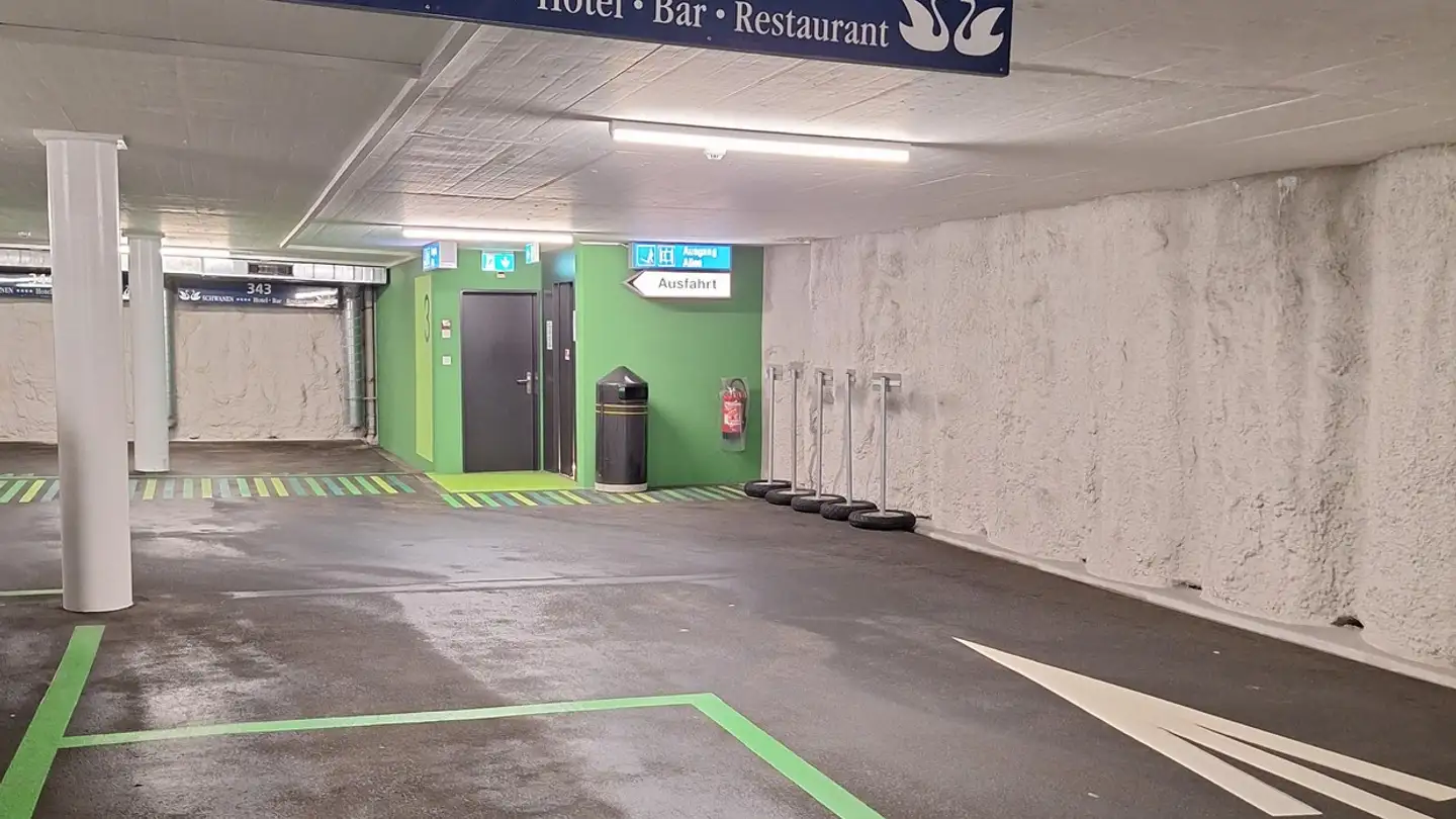 Garage individuel à louer - 8640 Rapperswil SG