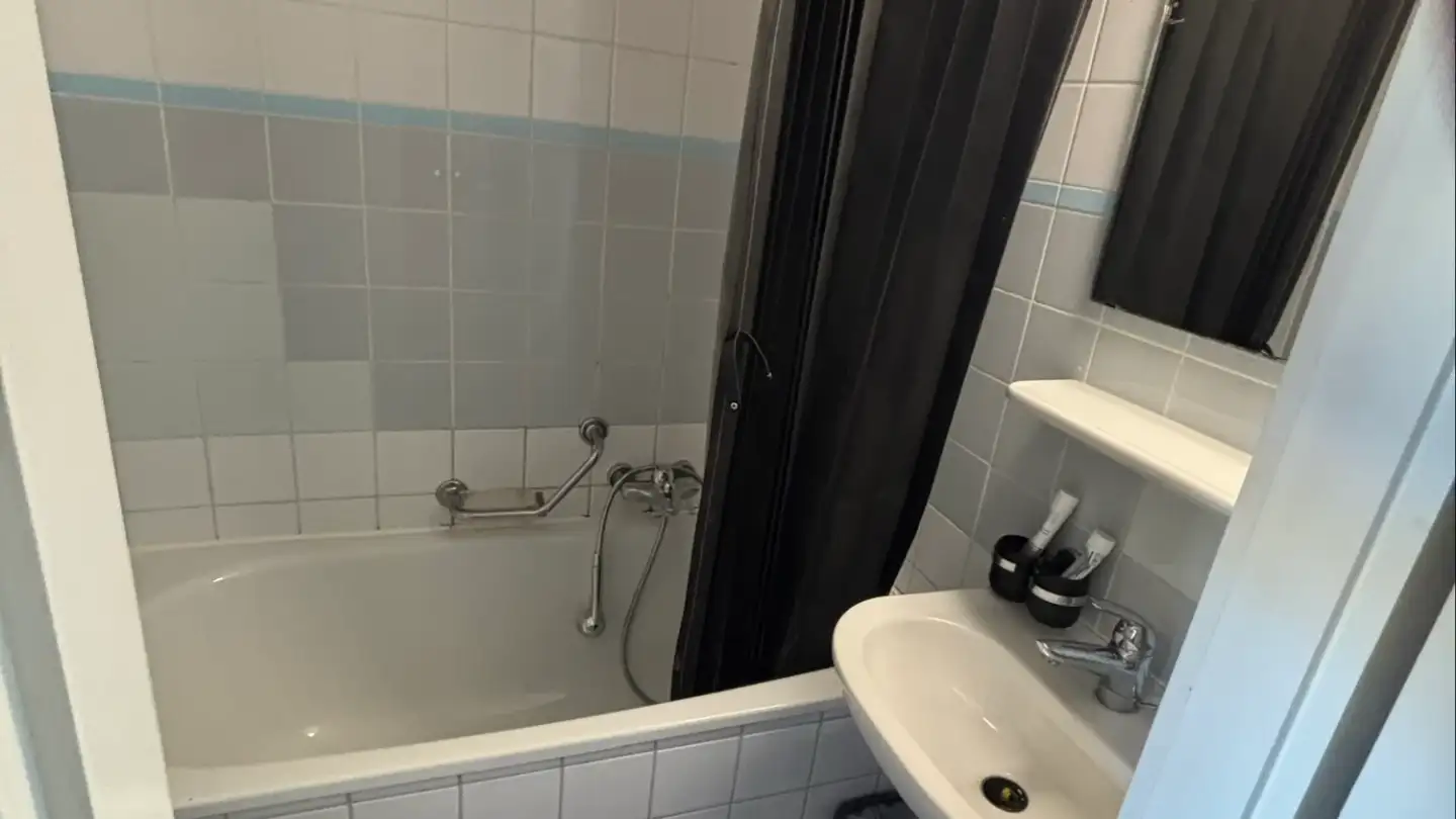 Apartment for rent - Rue de l'Industrie, 1020 Renens VD - Photo 4