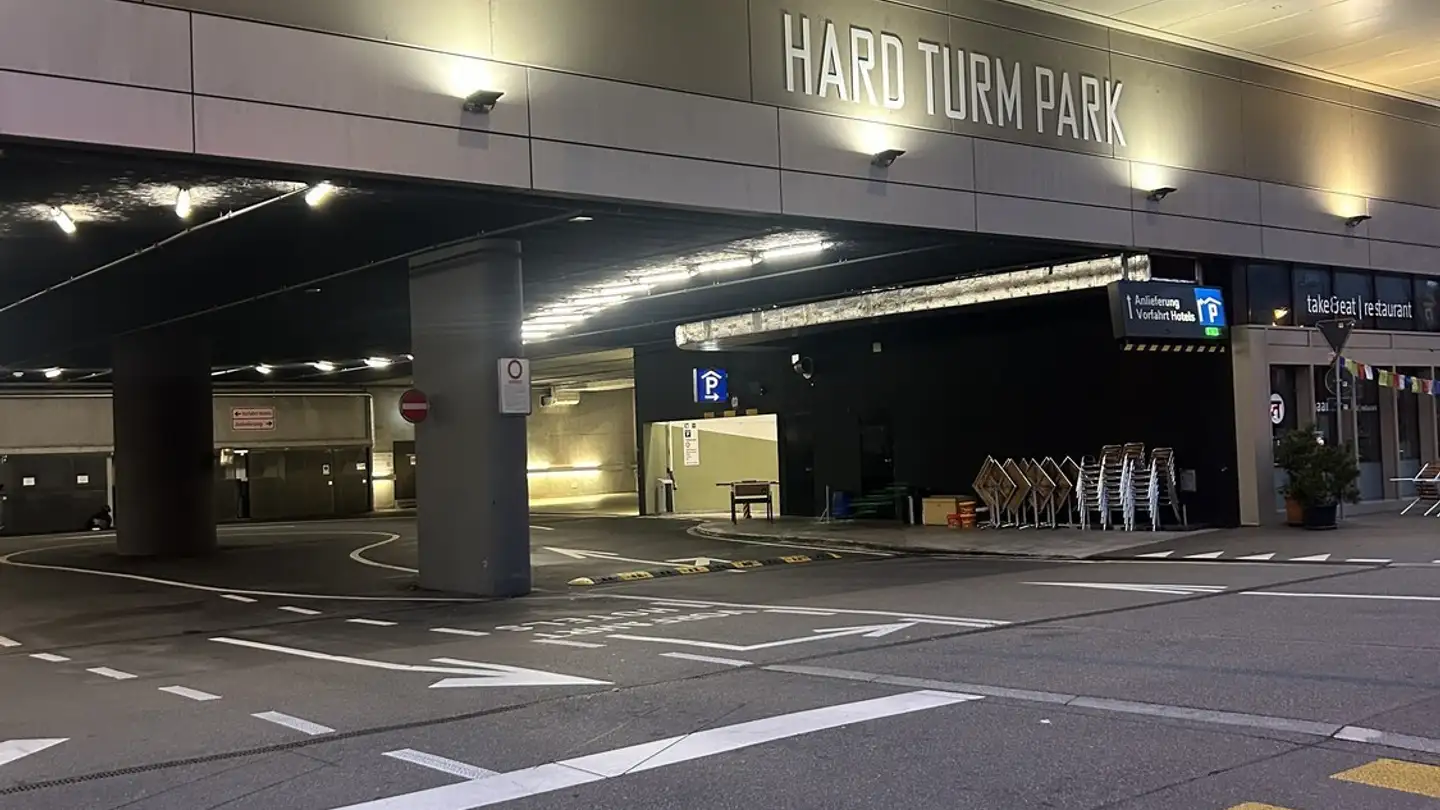 Outdoor parking space for rent - Pfingstweidstrasse 98, 8005 Zürich