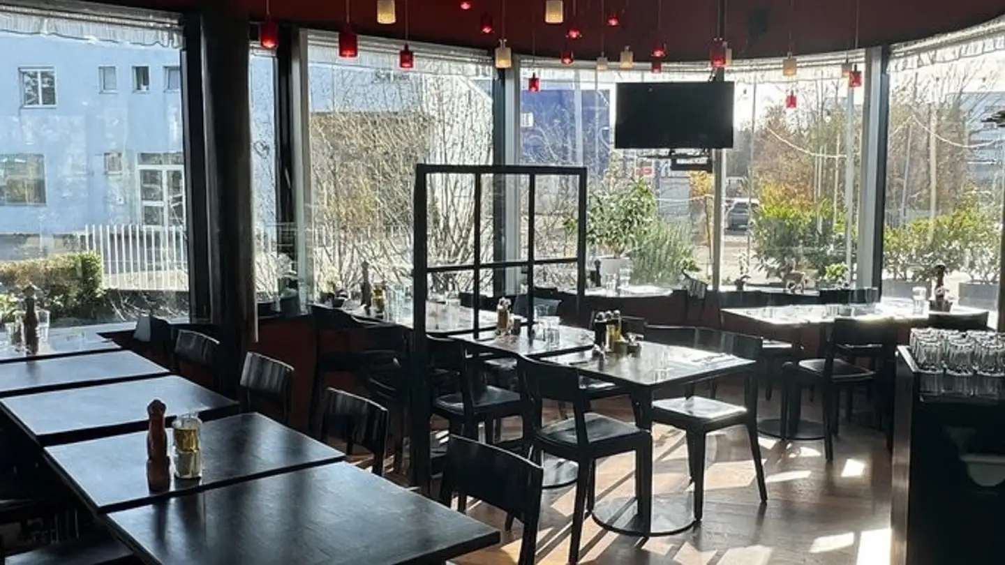 Ristorante in affitto - Alte Dübendorferstrasse 17, 8305 Dietlikon - Photo 2