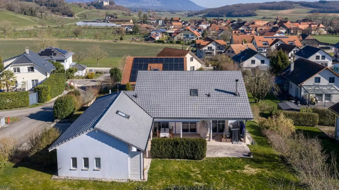 Single house for sale - 1438 Mathod - Photo 2