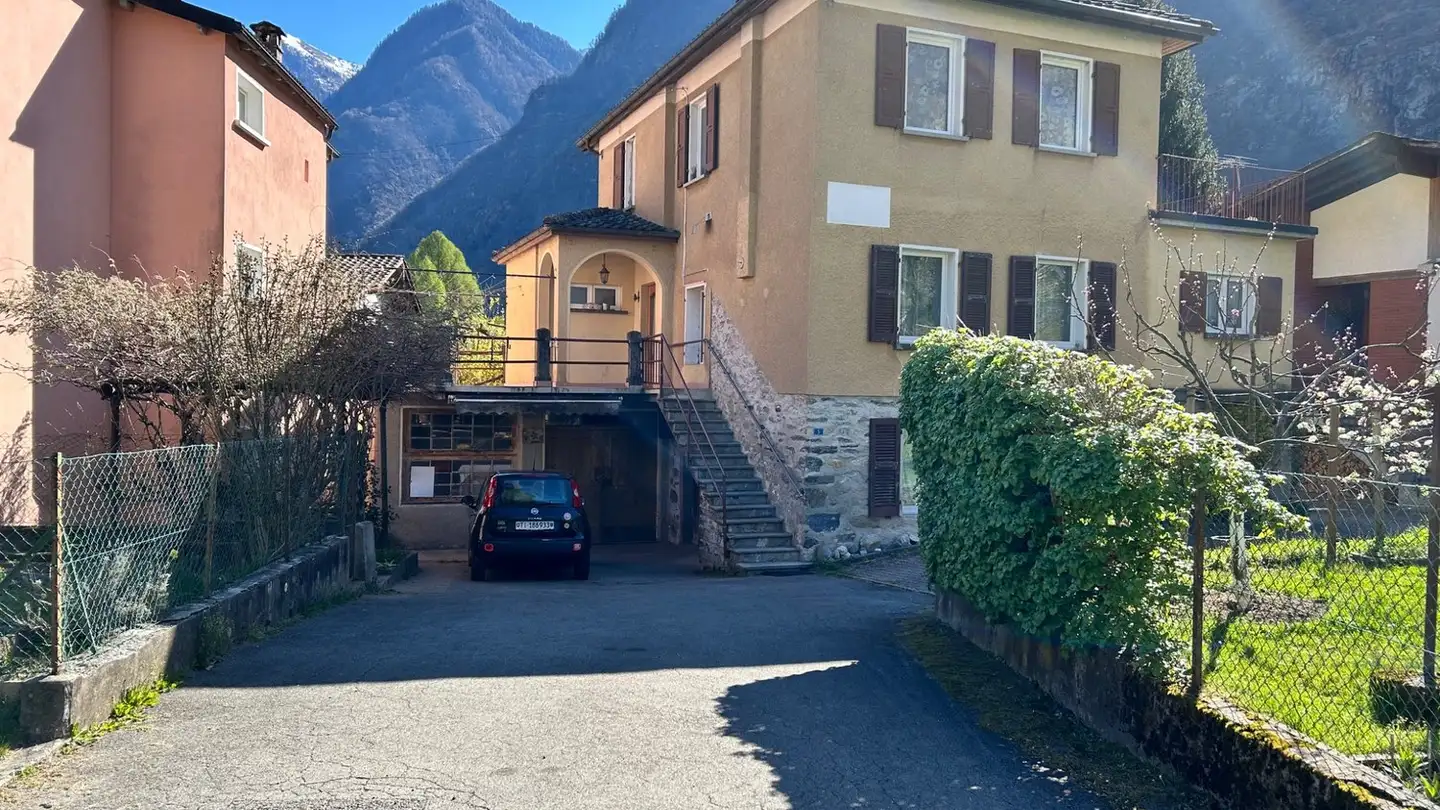 Casa singola in vendita - Strada De San Fedee 5, 6535 Roveredo GR - Foto 2