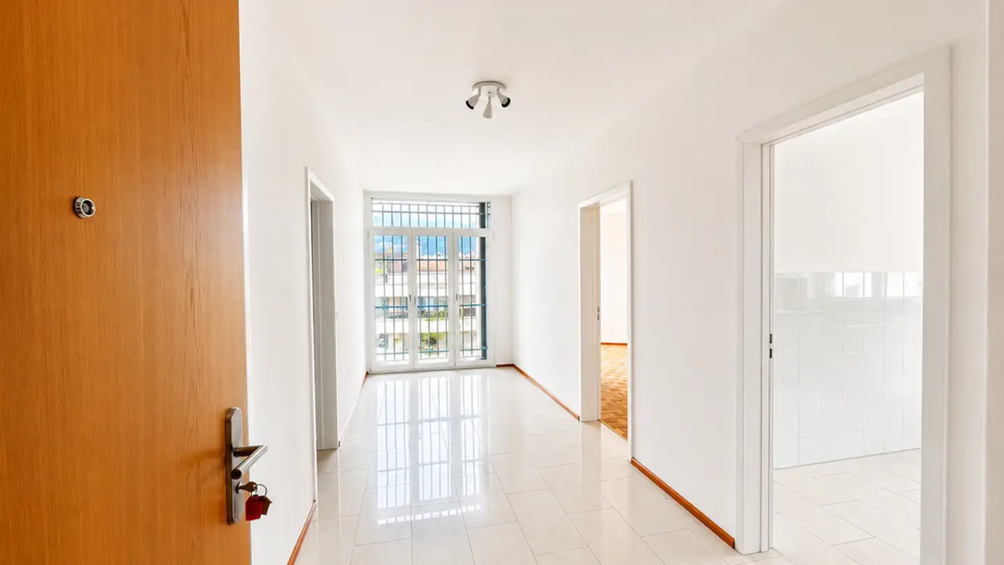 Wohnung mieten - Via Delle Scuole 1, 6900 Lugano - Foto 2