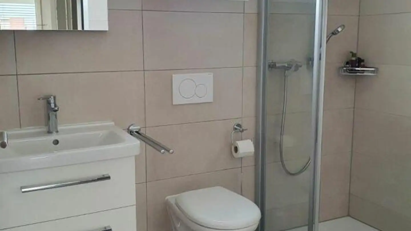 Apartment for rent - Via Pratocarasso 40a, 6500 Bellinzona - Photo 4