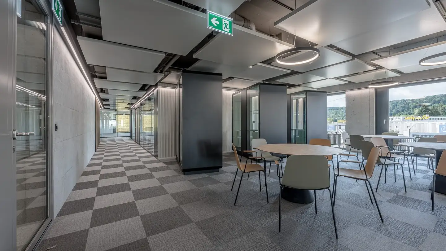 Bureau à louer - Zürichstrasse 98, 8600 Dübendorf - Photo 4