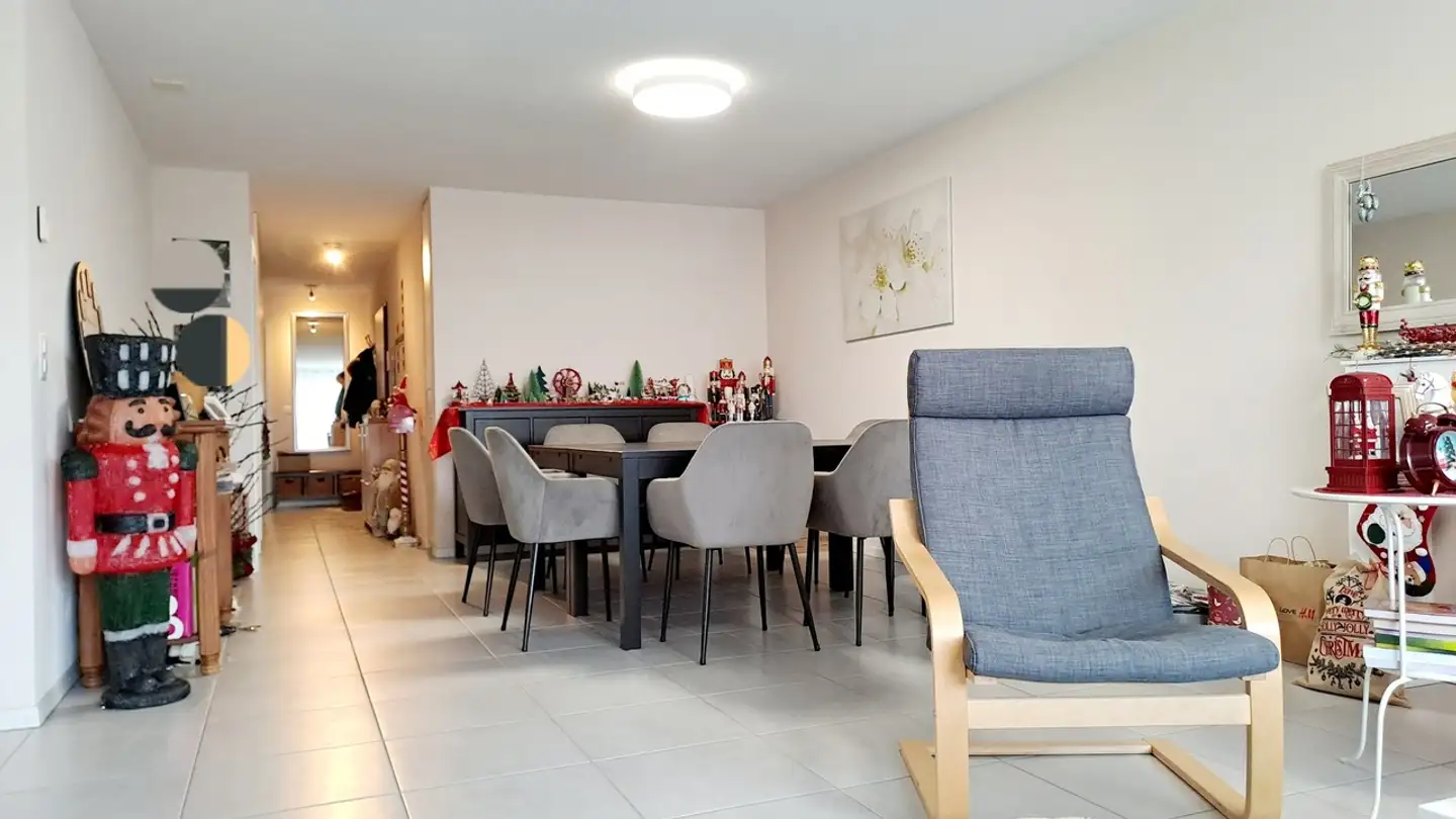 Wohnung mieten - Ruelle Es Brits, 1037 Etagnières - Foto 2