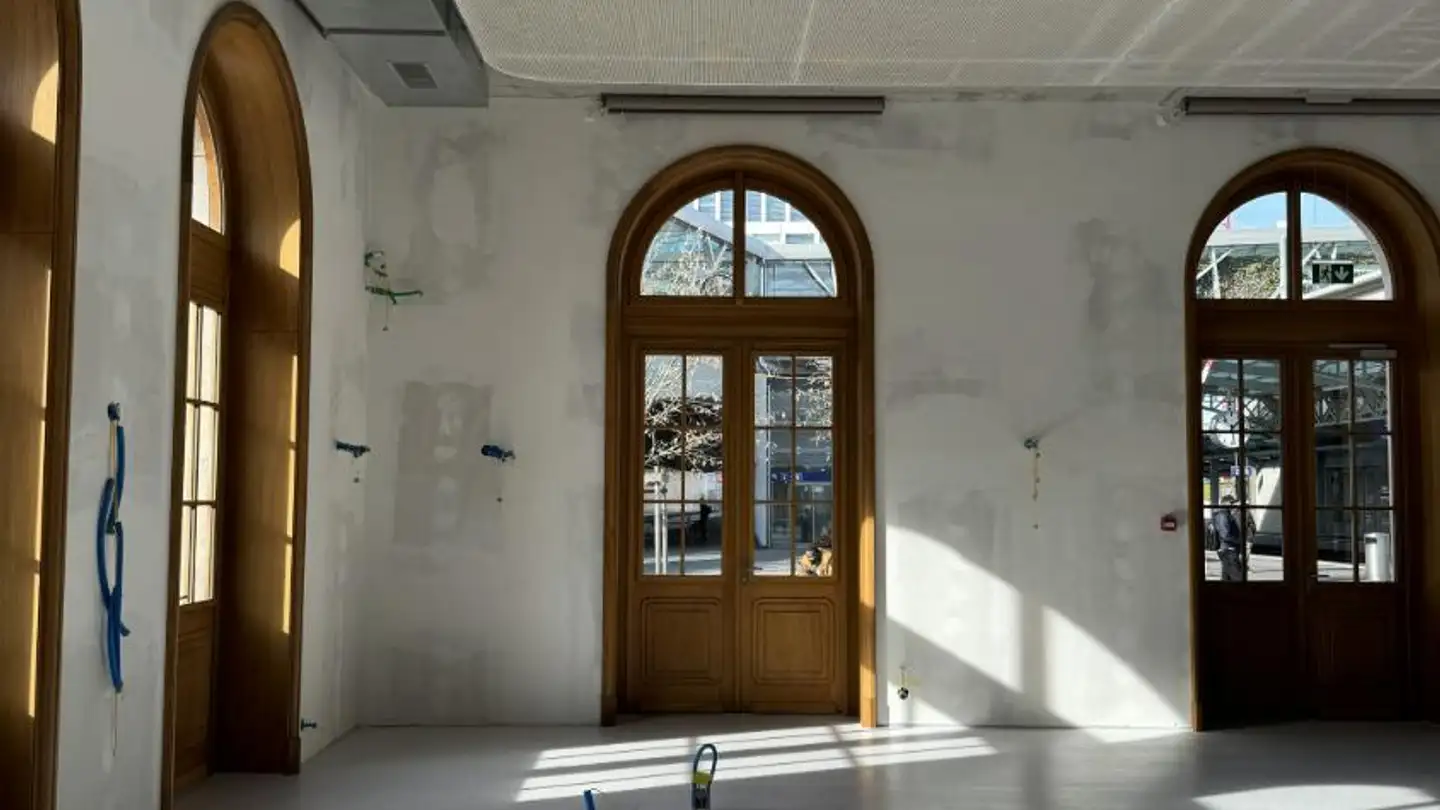 Restaurant à louer - Place De La Gare 3, 1020 Renens VD