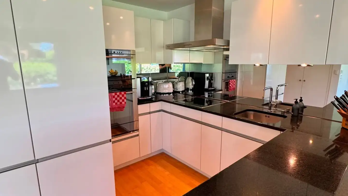 Appartement à louer - Alte Landstrasse 77, 8700 Küsnacht ZH - Photo 2