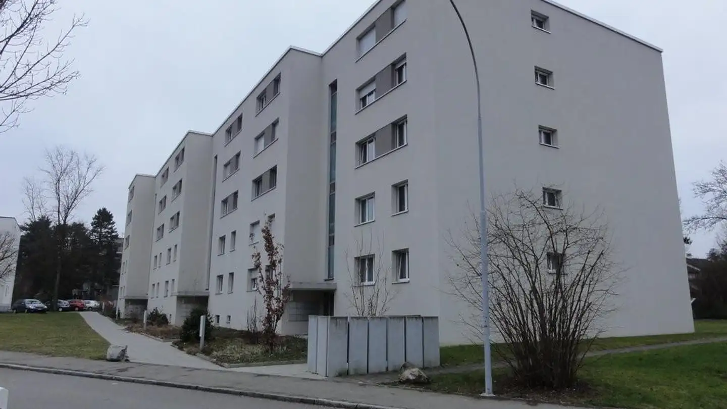 Place de parking extérieure à louer - Wattstrasse 24, 8307 Effretikon