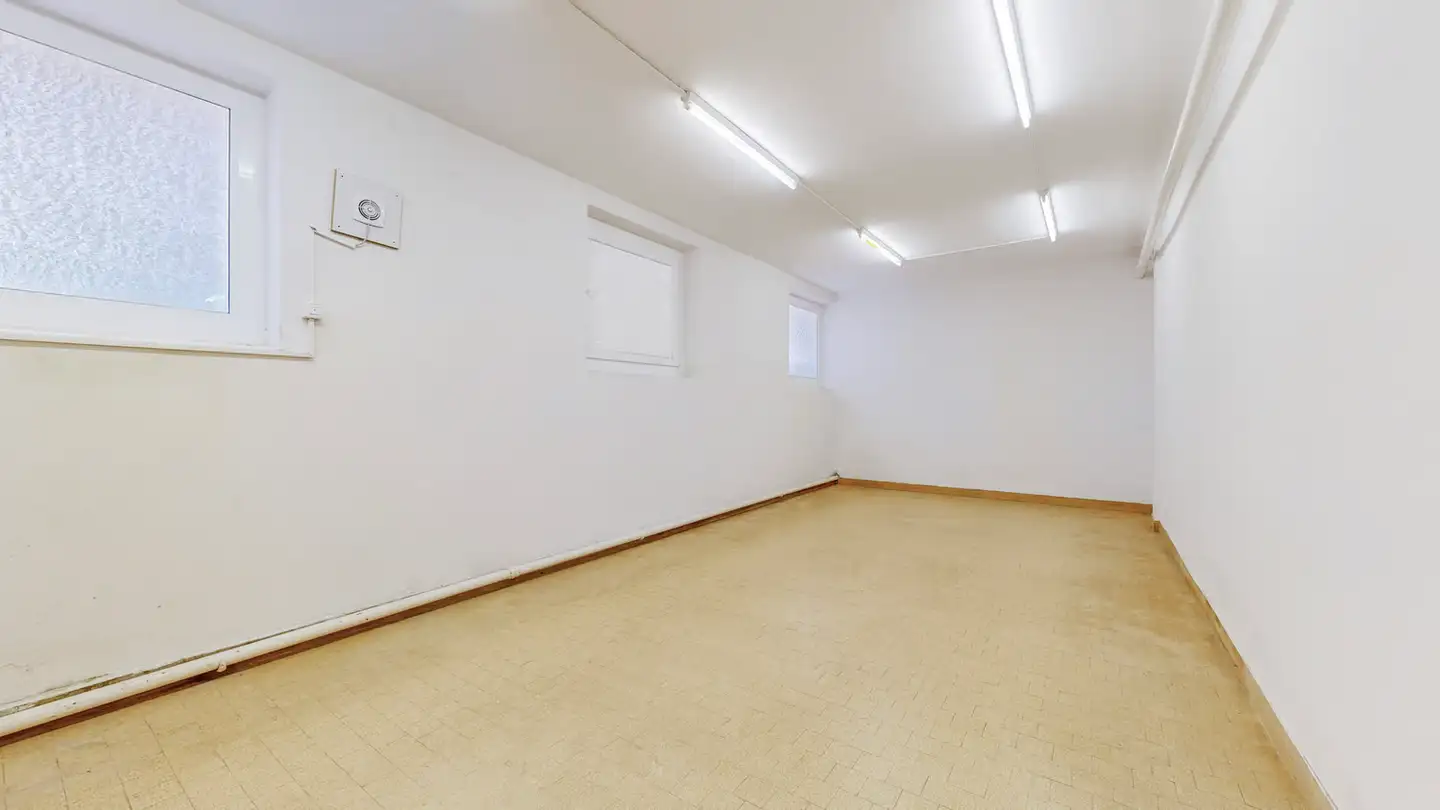Gewerbe mieten - Fabrikstrasse 11, 2543 Lengnau BE - Foto 3