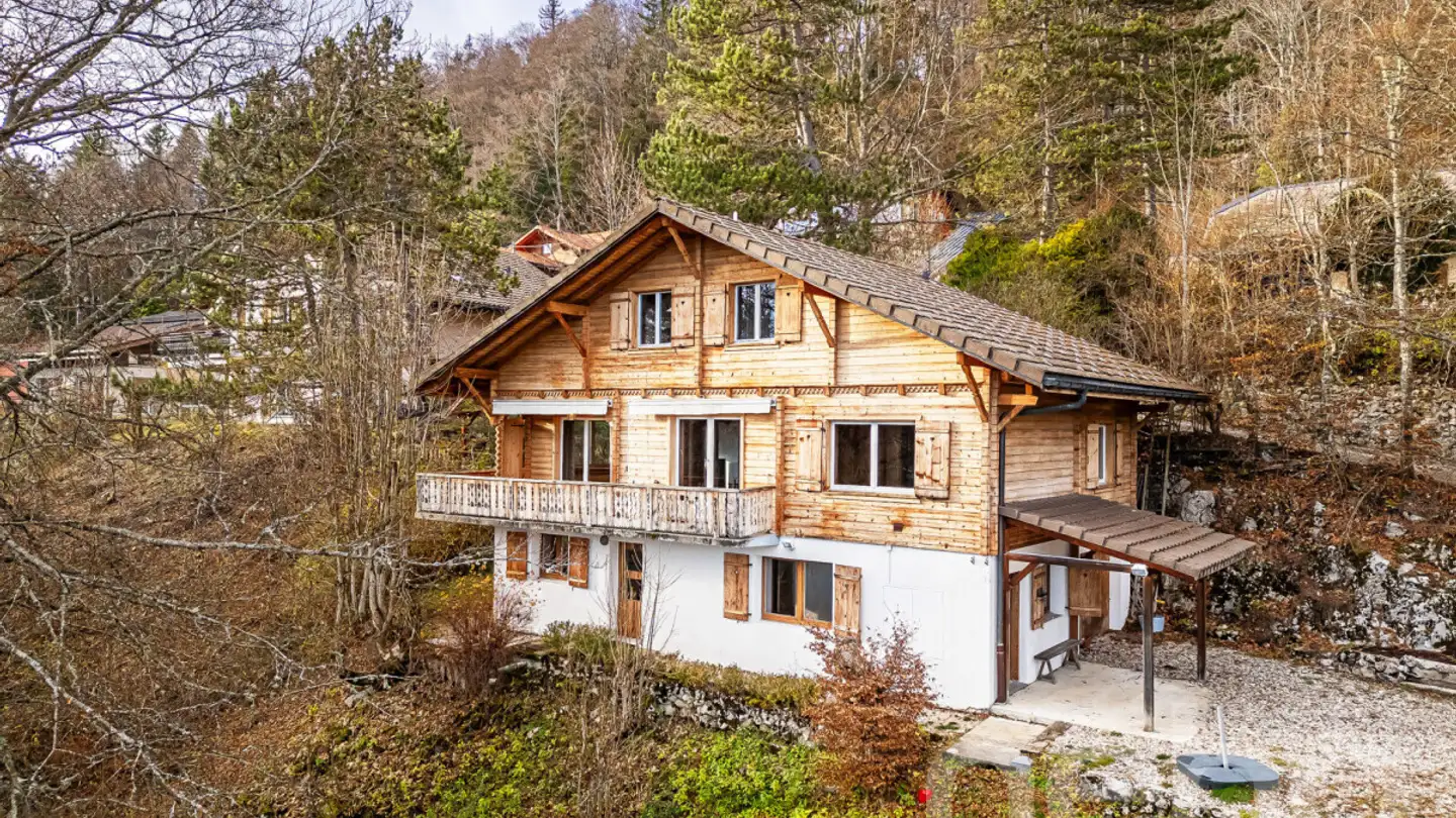 Maison troglodyte à vendre - 1264 St-Cergue