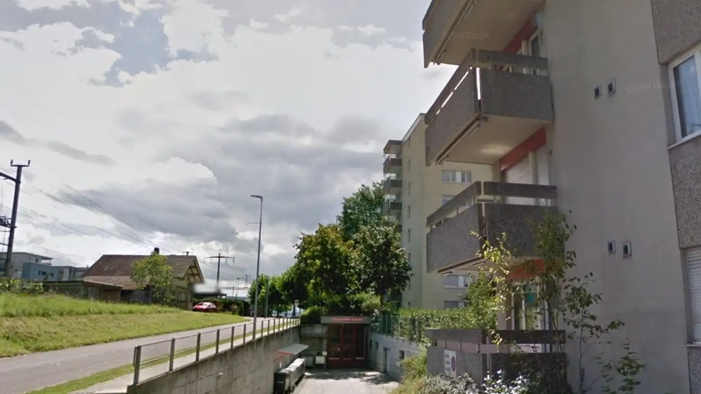 Outdoor parking space for rent - Bahnhofmatte 10, 3113 Rubigen
