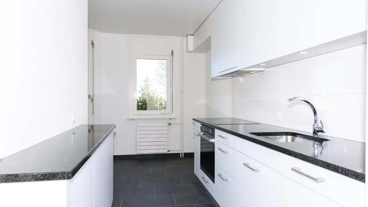 Appartement à louer - Rue Des Poudrières 69, 2000 Neuchâtel - Photo 4