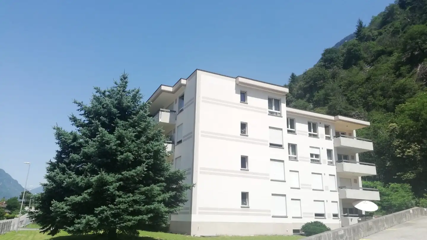 Appartamento in affitto - Via Cantonale 37, 6705 Cresciano - Photo 2