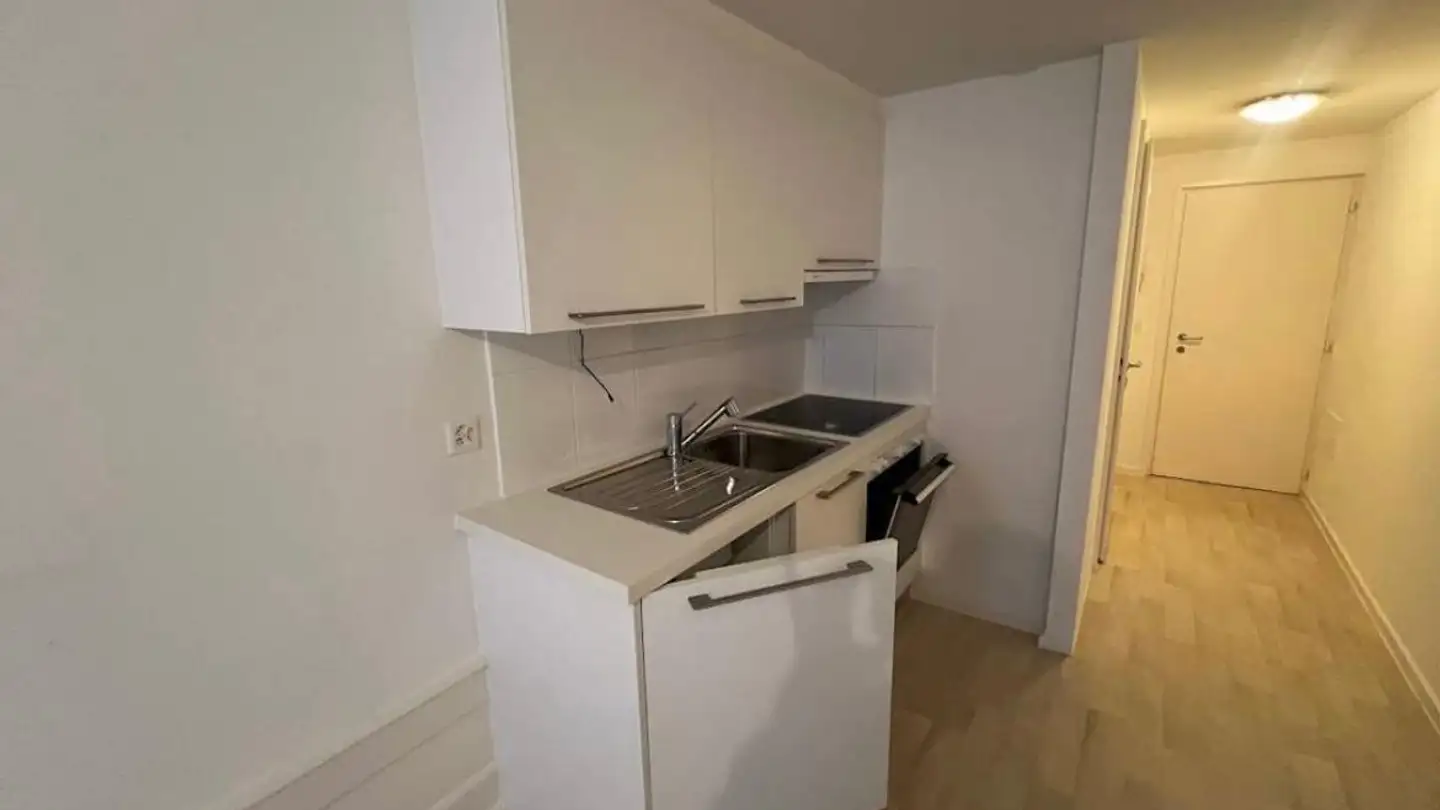 Studio for rent - Rue Du Four 14, 1400 Yverdon-les-Bains - Photo 2