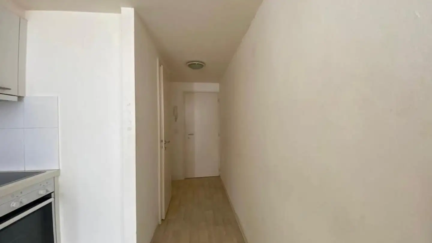 Studio for rent - Rue Du Four 14, 1400 Yverdon-les-Bains - Photo 3