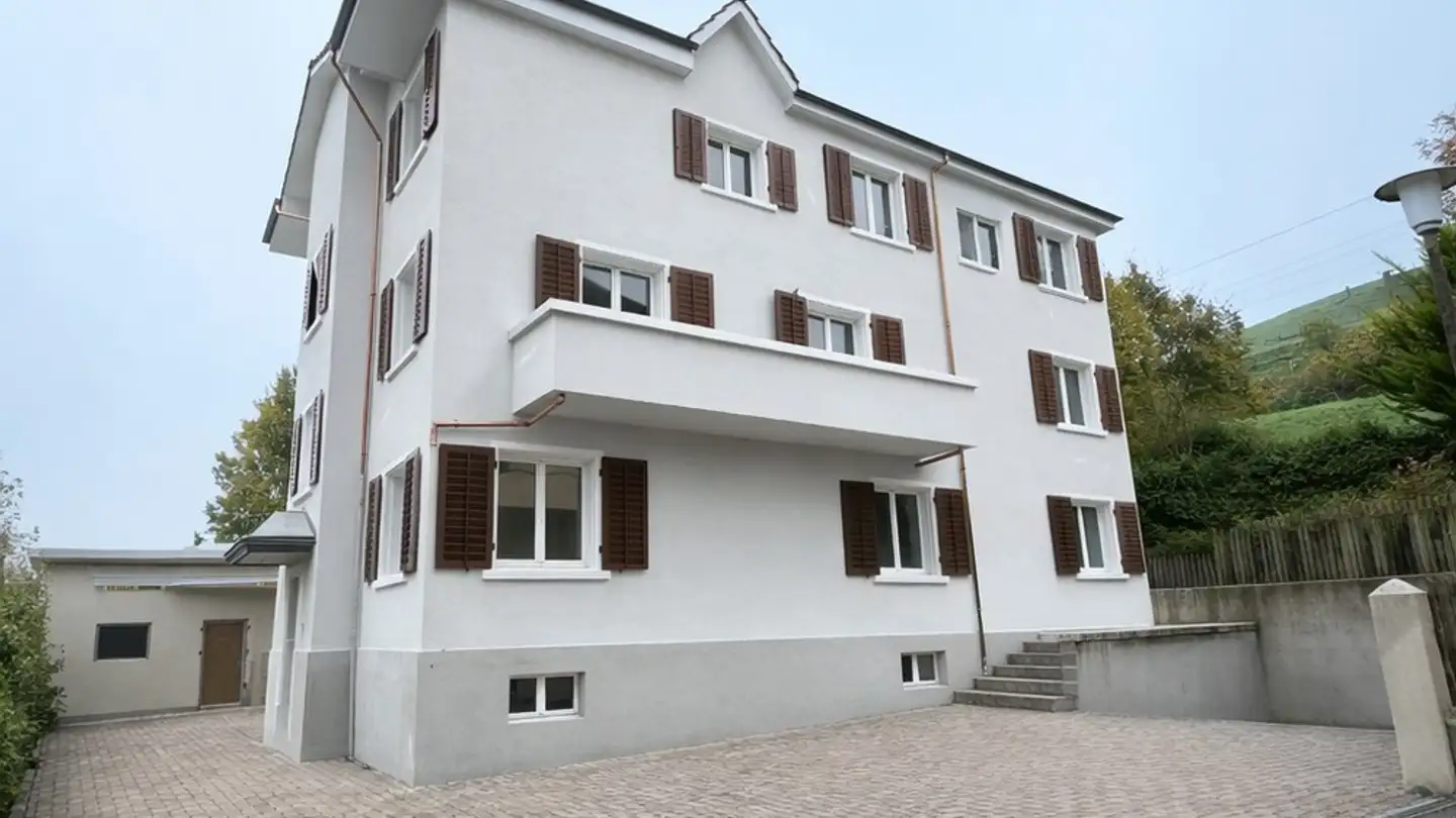 Place de parking extérieure à louer - Sonnenhofstrasse, 8952 Schlieren