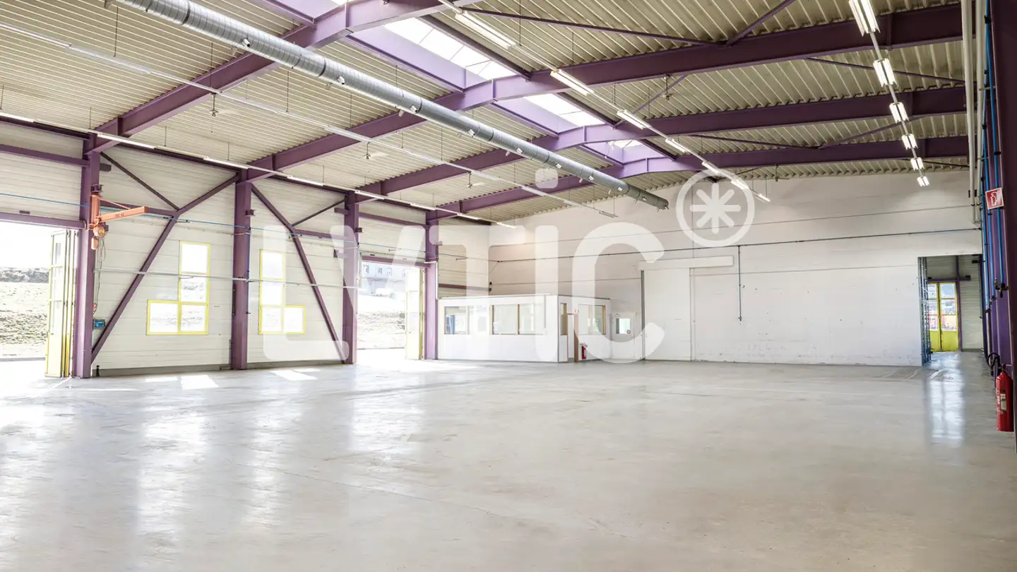 Factory for rent - 1680 Romont FR
